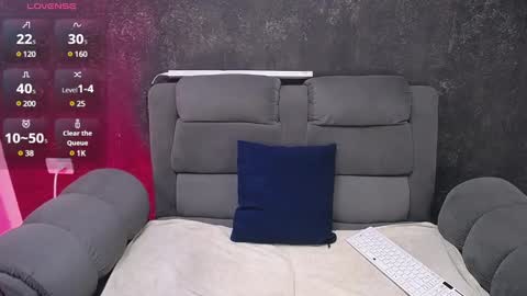 Isabella online show from 01.11.25