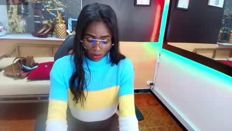 hanna_lamber online show from 02.14.25