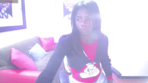 hanna_lamber online show from 09.25.25