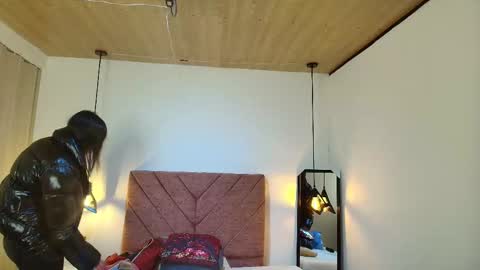 Snapshot of hanna_lee__ chatting on 02.14.26 H A N N A online show from 02.14.26