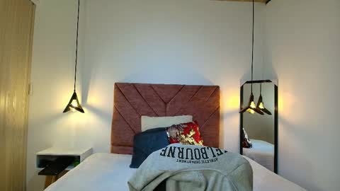 Snapshot of hanna_lee__ chatting on 02.24.26 H A N N A online show from 02.24.26