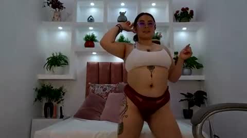 hanna_moons online show from 08.01.26
