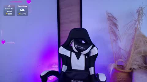 Hanna Capicorn online show from 12.18.25