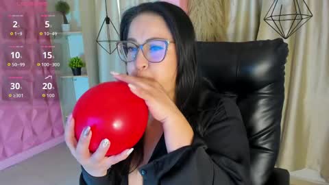 hannabackerr online show from 05.08.26