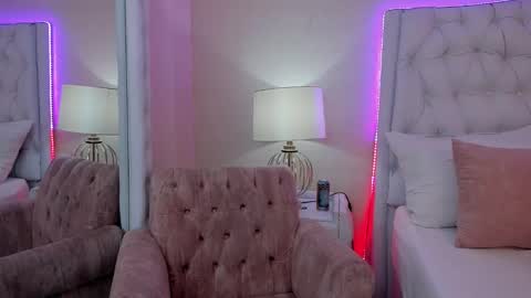 HannaDawsons online show from 01.22.25