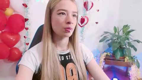 Hannah 027 online show from 09.24.25