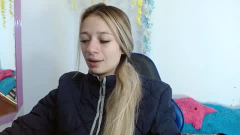 Hannah 027 online show from 11.06.25