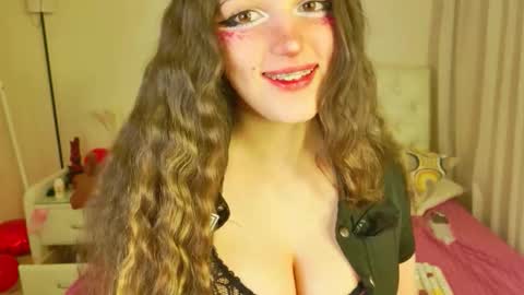 Snapshot of hannah_warren chatting on 02.20.26 Kamila online show from 02.20.26