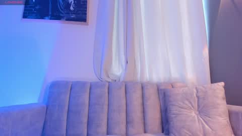 Snapshot of hannahdavisx chatting on 12.16.24 Hannah online show from 12.16.24