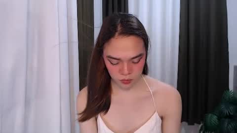 HANNAH online show from 05.13.26