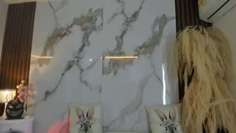 Hannahill69 online show from 10.17.25