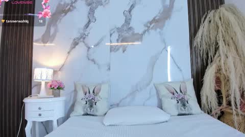 Hannahill69 online show from 01.13.26