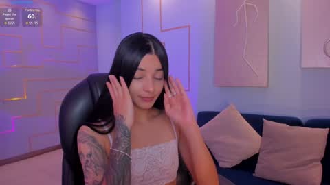 HANNAH J online show from 02.05.25