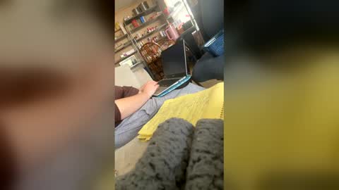 hannahjoyk online show from 04.03.26