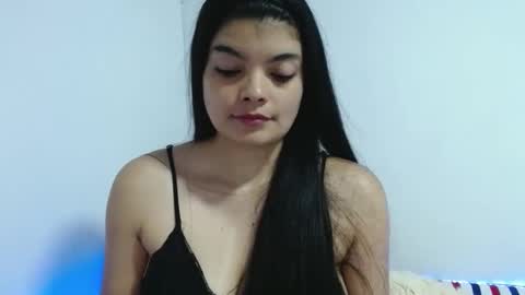 Snapshot of hannahmotou chatting on 02.22.26 Sandra online show from 02.22.26