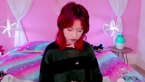 Snapshot of hannahpage chatting on 01.09.25 Hannah online show from 01.09.25