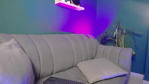 hannai_x online show from 01.11.25