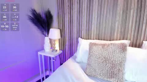 HannaPaola online show from 03.11.26