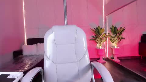 Snapshot of hannapotther chatting on 02.03.26 Hanna online show from 02.03.26