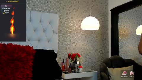 Hanna Slone online show from 02.06.25