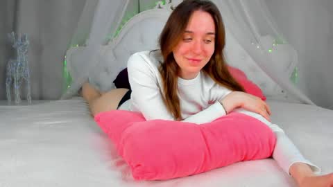 Snapshot of hannavanilla chatting on 04.12.26 Hannavanilla online show from 04.12.26