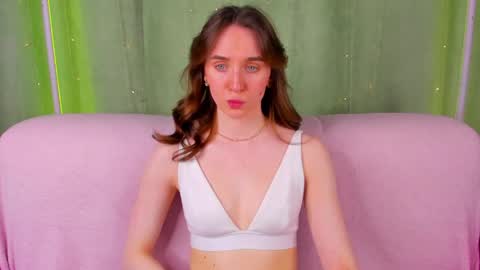 Snapshot of hannavanilla chatting on 04.16.26 Hannavanilla online show from 04.16.26