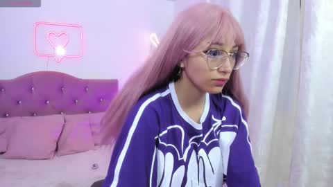 HANNI  online show from 11.27.25