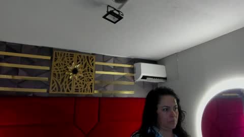 Snapshot of hanny_bliss chatting on 04.30.26 Hanny online show from 04.30.26