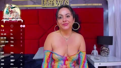 Snapshot of hanny_milf_ chatting on 01.08.25 HANNY online show from 01.08.25