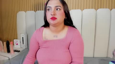 Snapshot of hanny_thomson chatting on 05.27.26 Hanny online show from 05.27.26