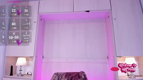 hannyk_ online show from 03.04.25