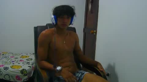Snapshot of hansel_take chatting on 05.07.26 hansel_take online show from 05.07.26