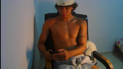 Snapshot of hansel_take chatting on 05.20.26 hansel_take online show from 05.20.26