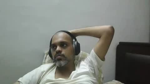 Snapshot of hapbit chatting on 04.25.26 hapbit online show from 04.25.26