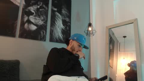 Snapshot of happy_hot7 chatting on 01.22.25 happy_hot7 online show from 01.22.25