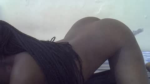 Snapshot of happy_kienyeji chatting on 10.16.25 happy_kienyeji online show from 10.16.25