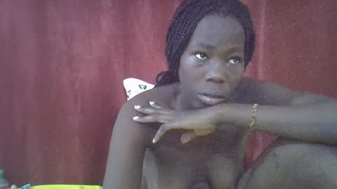 Snapshot of happy_kienyeji chatting on 10.20.25 happy_kienyeji online show from 10.20.25