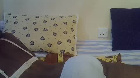 Snapshot of happy_kienyeji chatting on 12.13.25 happy_kienyeji online show from 12.13.25