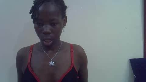 Snapshot of happy_kienyeji chatting on 01.13.26 happy_kienyeji online show from 01.13.26