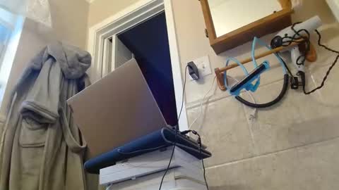 Snapshot of happyhogan1 chatting on 01.31.25 Jhonassmann12 online show from 01.31.25