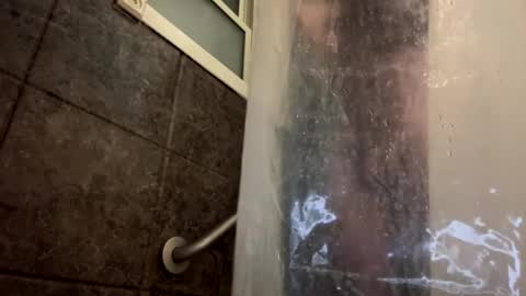 Snapshot of happyhogan1 chatting on 09.29.25 Jhonassmann12 online show from 09.29.25