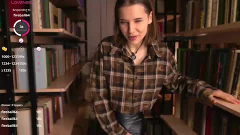 Evy  online show from 12.04.25