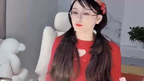 Daisy online show from 02.20.25