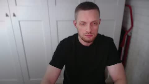 Snapshot of happyvelvetpaw chatting on 06.18.26 happyvelvetpaw online show from 06.18.26