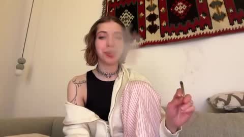 Vivy online show from 04.12.26