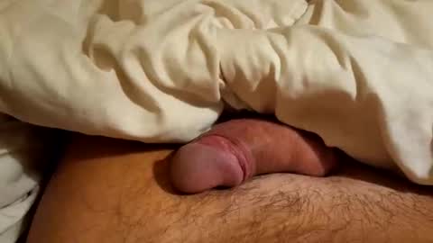 Snapshot of hapyending960 chatting on 11.30.25 Small things matters online show from 11.30.25