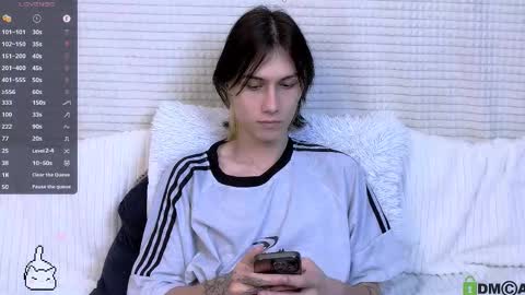 Mark online show from 09.30.25