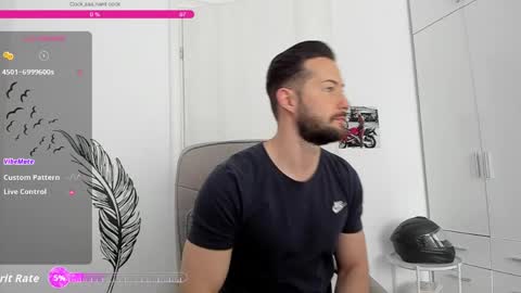 Snapshot of hard_chriss chatting on 04.21.26 Hard Cock online show from 04.21.26