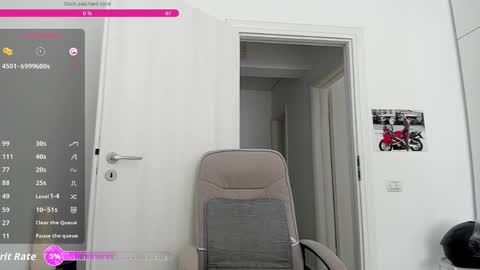 Snapshot of hard_chriss chatting on 05.29.26 Hard Cock online show from 05.29.26