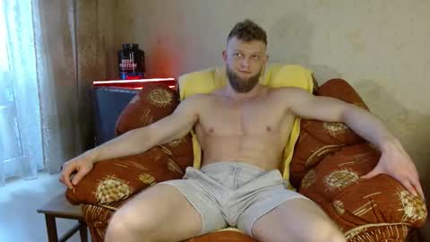 Valentino Hard online show from 03.12.25